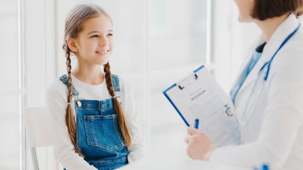 When to Test for Autism: Signs, Timing & Early Screening Guide when to test for autism child interacting with doctor early screening process